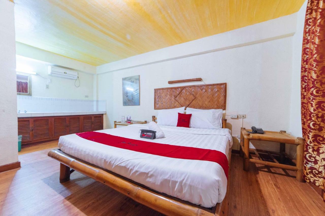 Reddoorz Premium @ Clarkview Angeles City Esterno foto